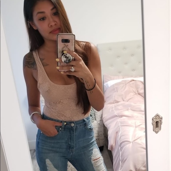 Meet your Posher, Nina - Picture 3 of 3